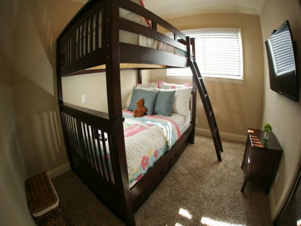 Anaheim Home 990993