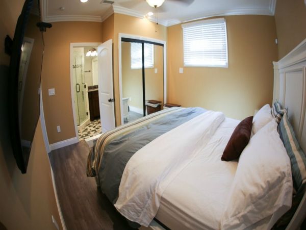 Anaheim Home 990993