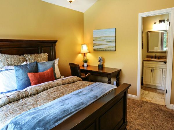 Anaheim Home 990997
