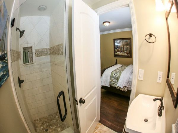 Anaheim Home 990997