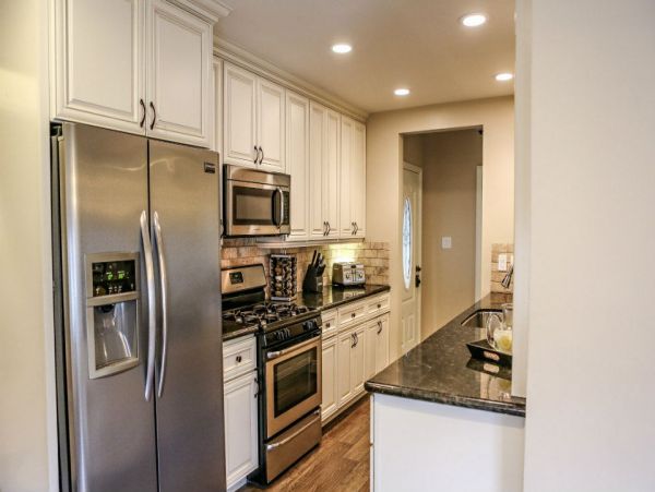Anaheim Home 991000