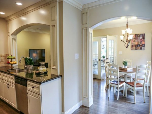 Anaheim Home 991000