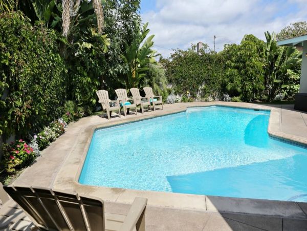 Anaheim Home 991002
