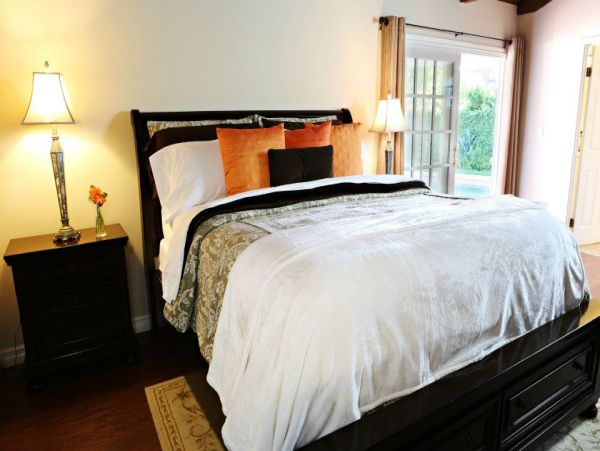 Anaheim Home 991003
