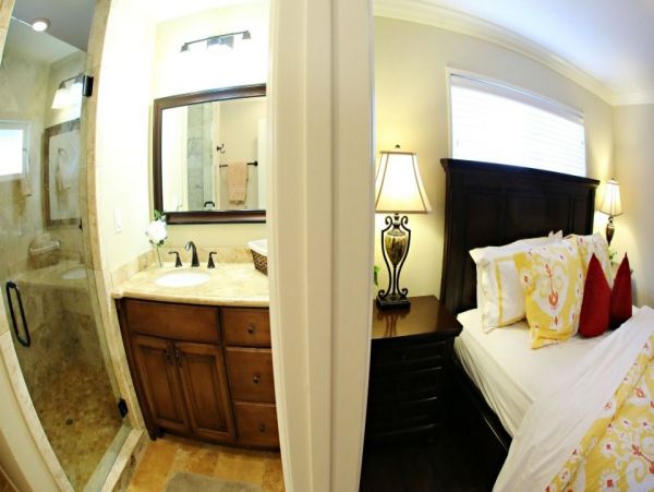 Anaheim Home 991004