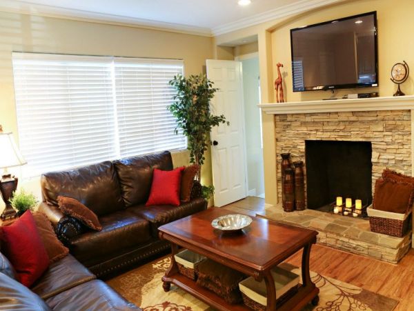 Anaheim Home 991005