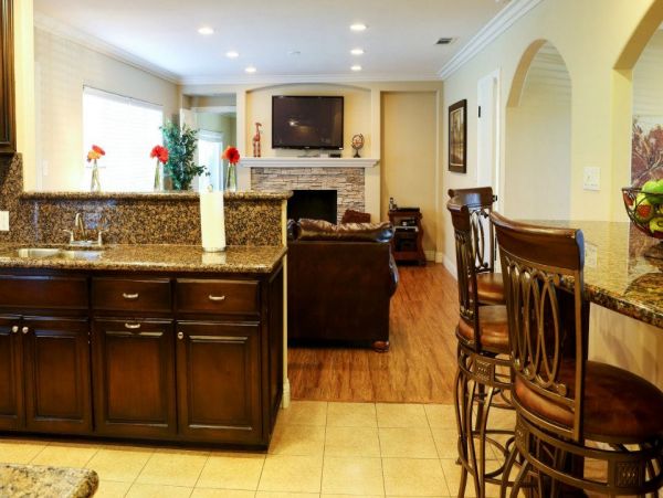 Anaheim Home 991005