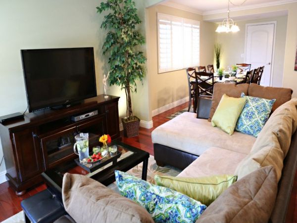 Anaheim Home 991006