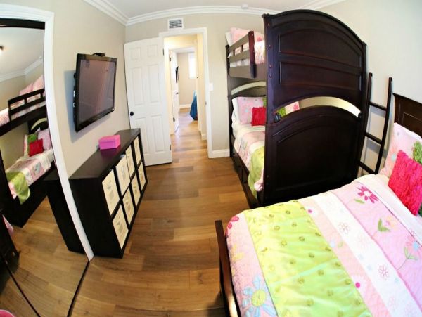 Anaheim Home 991008