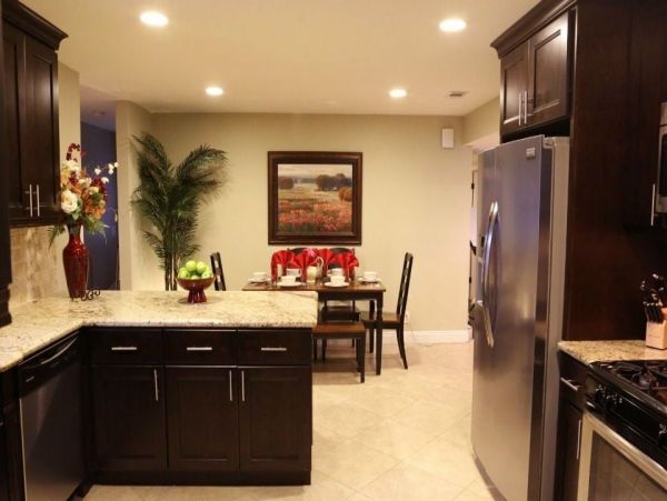 Anaheim Home 991010