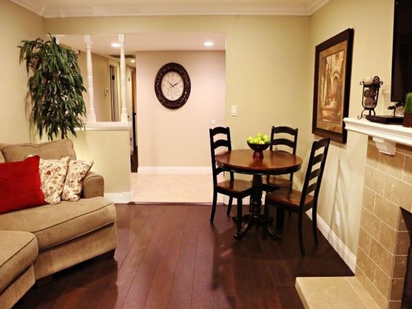 Anaheim Home 991010