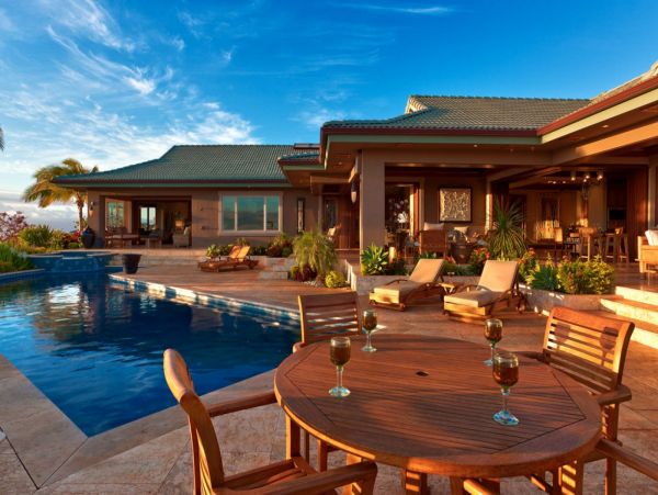 Oceanview Luxury Four Bedroom Vacation Home in Kaanapali