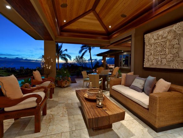 Oceanview Luxury Four Bedroom Vacation Home in Kaanapali