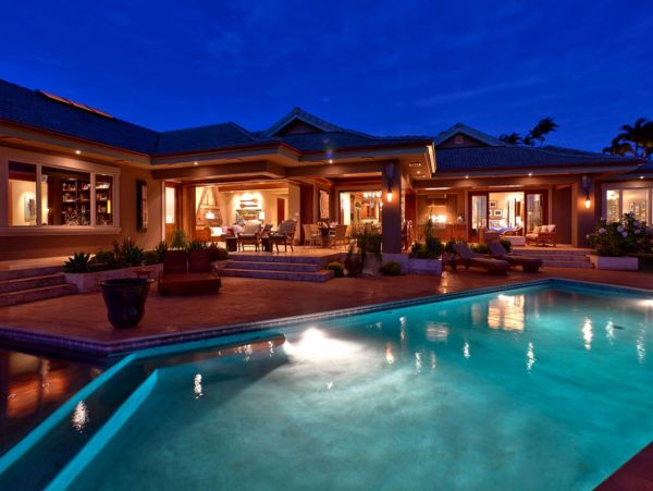 Oceanview Luxury Four Bedroom Vacation Home in Kaanapali