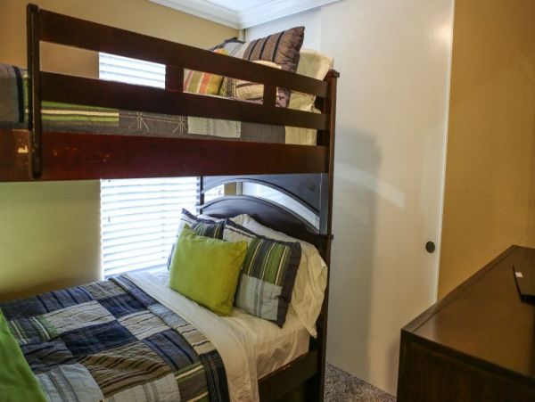 Anaheim Condo 991012