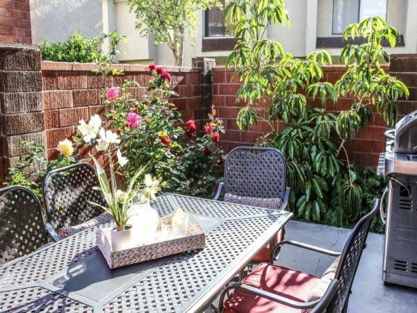 Anaheim Condo 991012
