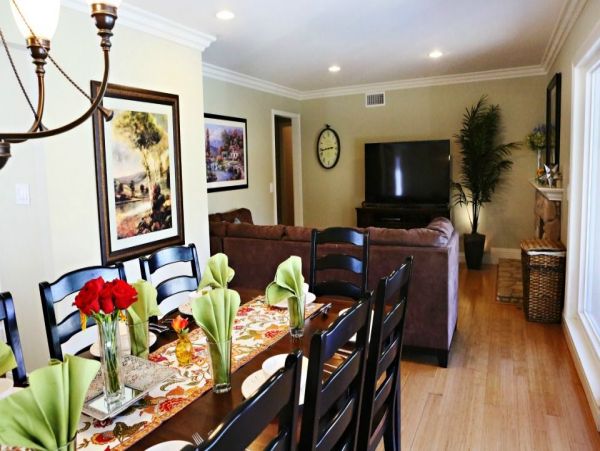 Anaheim Home 991013