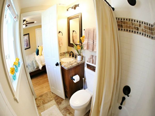 Anaheim Home 991013