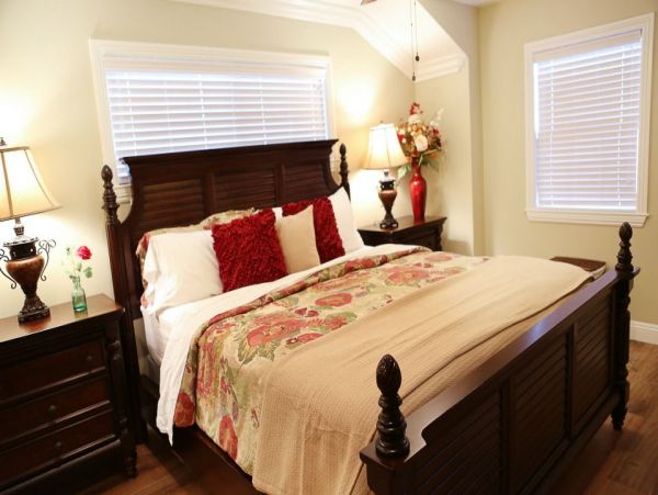 Anaheim Home 991014