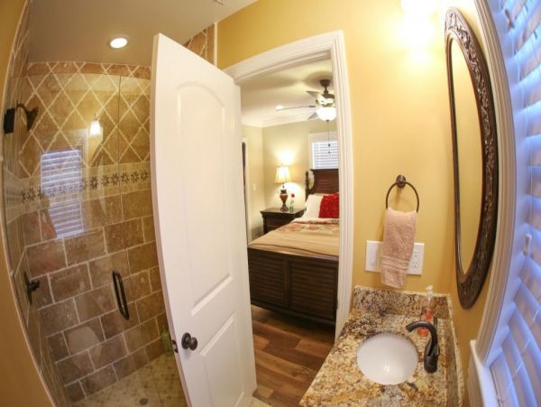 Anaheim Home 991014