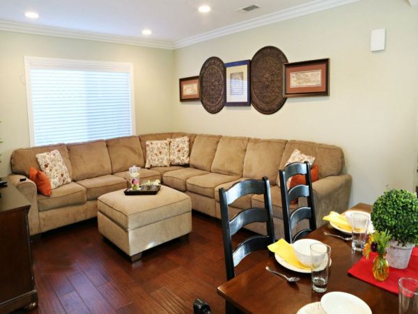 Anaheim Home 991015