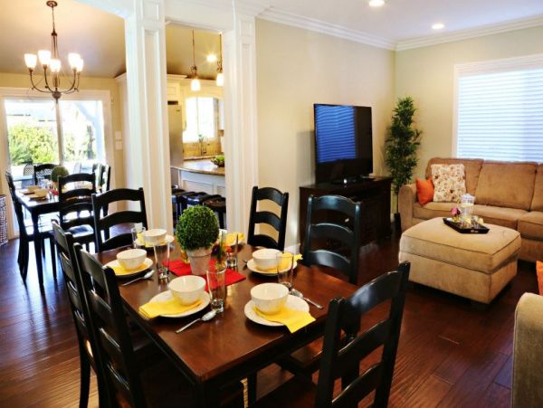Anaheim Home 991015