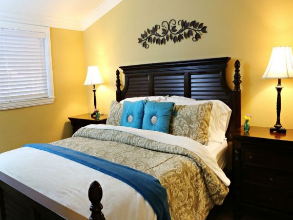 Anaheim Home 991015