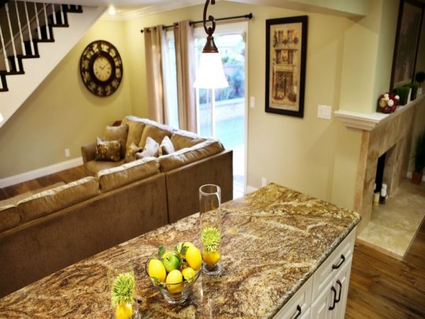 Anaheim Home 991016