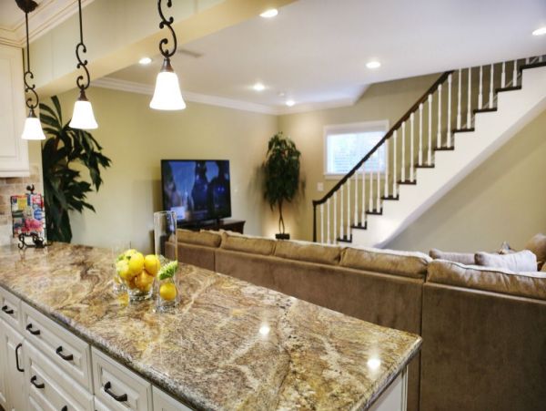 Anaheim Home 991016
