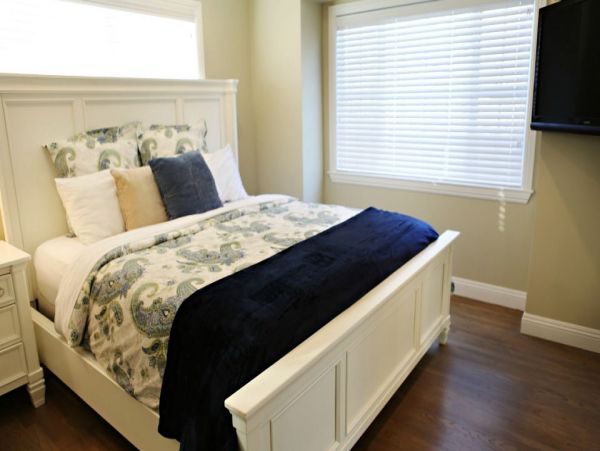 Anaheim Home 991016