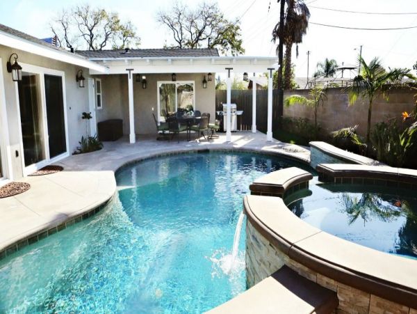 Anaheim Home 991017