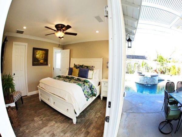 Anaheim Home 991018