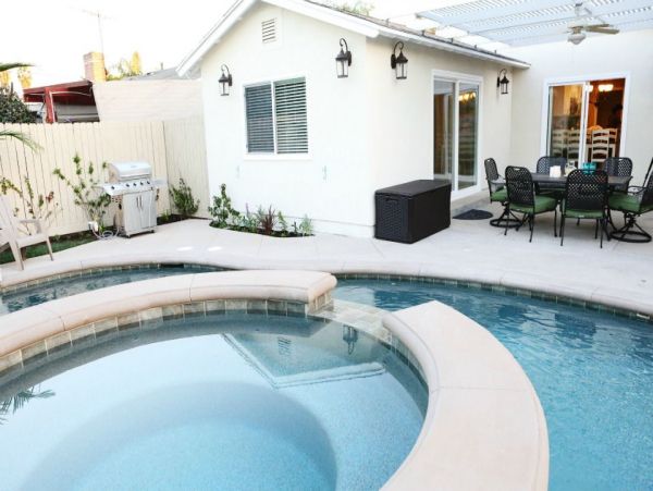 Anaheim Home 991018