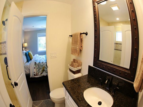 Anaheim Home 991019