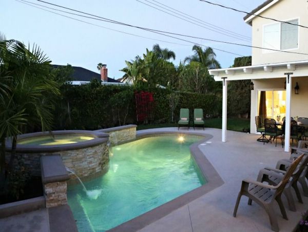 Anaheim Home 991021