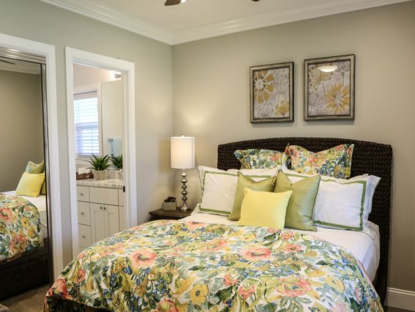 Anaheim Home 991022