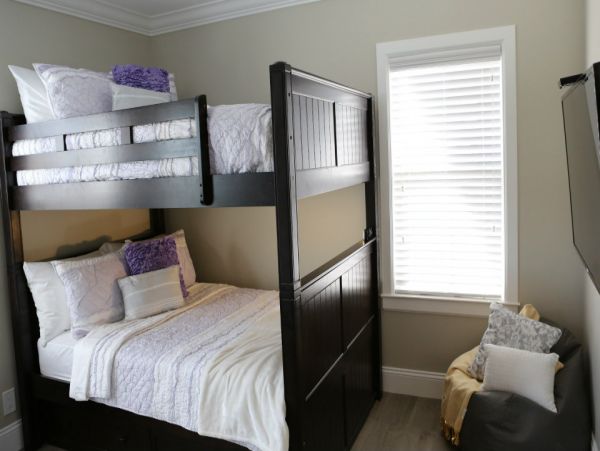 Anaheim Home 991022