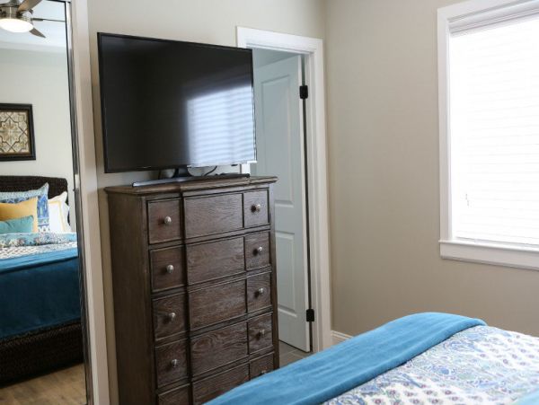 Anaheim Home 991023