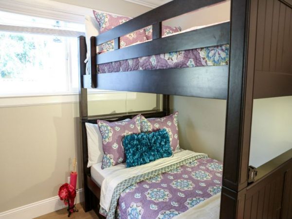 Anaheim Home 991023