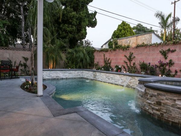 Anaheim Home 991023