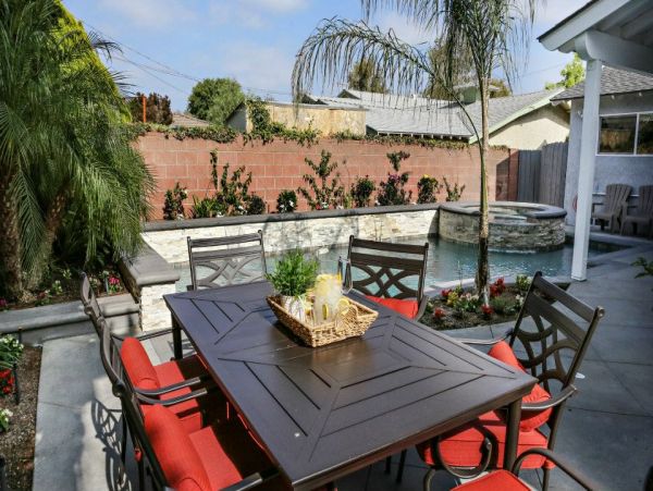 Anaheim Home 991023