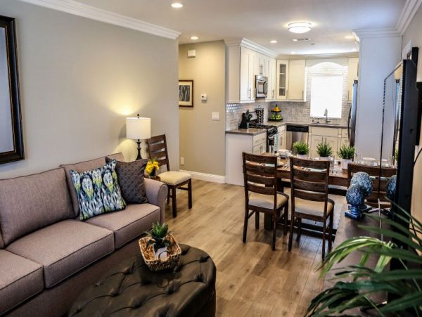 Anaheim Home 991026