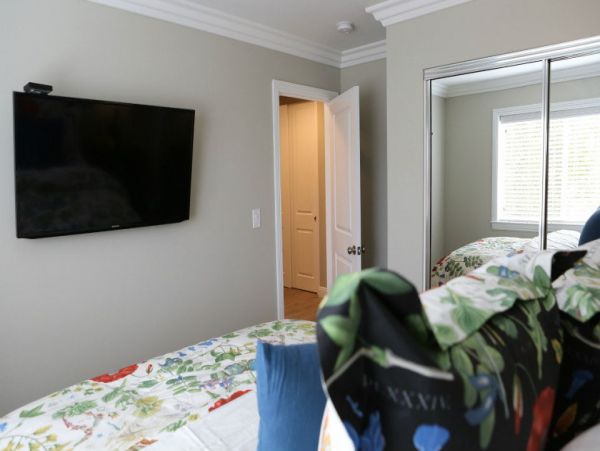 Anaheim Home 991026