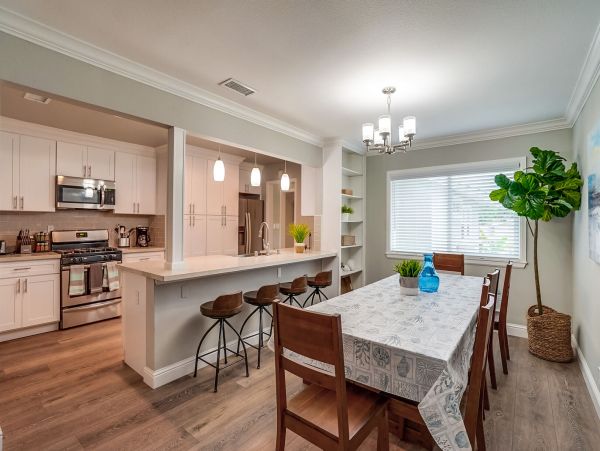 Anaheim Home 991028