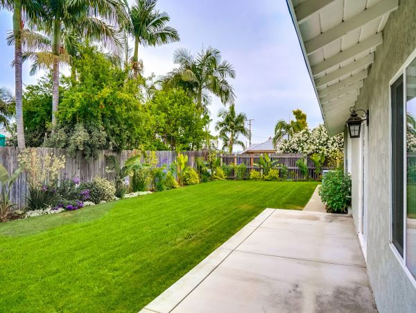 Anaheim Home 991028