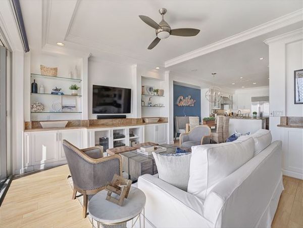 Newport Beach Home 991030