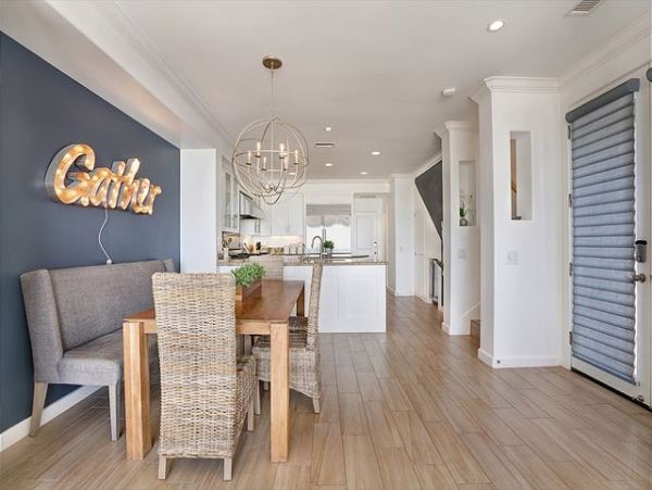Newport Beach Home 991030