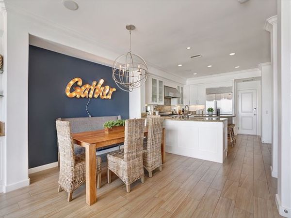Newport Beach Home 991030