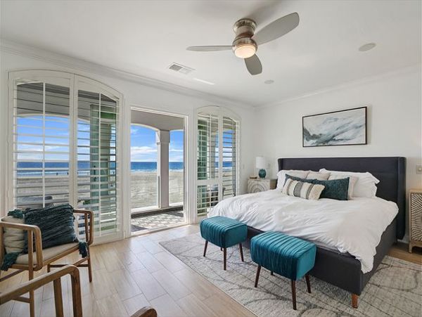 Newport Beach Home 991030