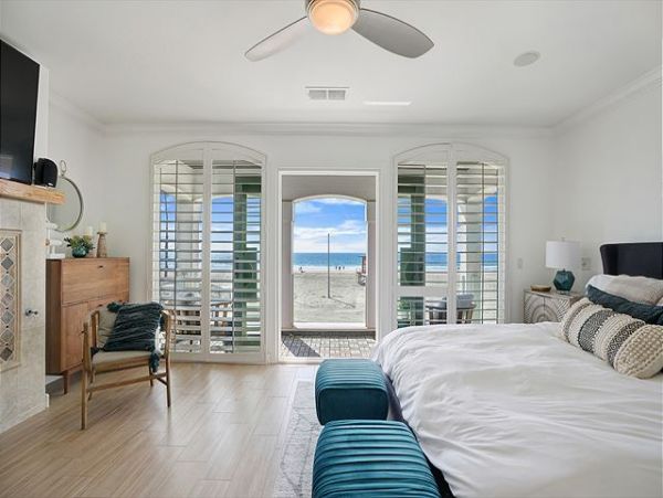 Newport Beach Home 991030